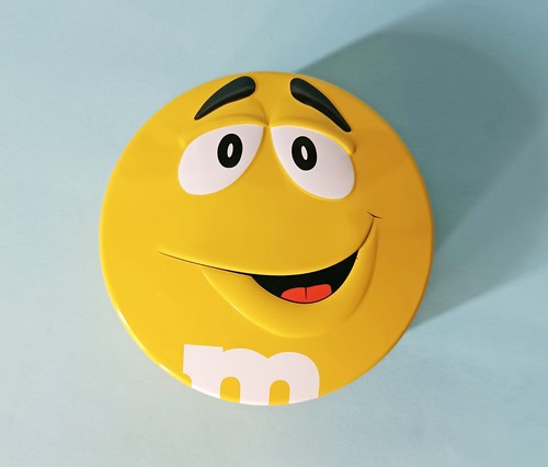Scatola latta vuota ms - di, m&ms